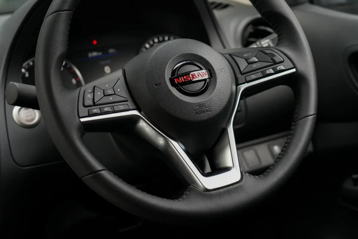 >Nissan Navara PRO-4X Offer” width=”1350″ height=”801″>
            </div>
          </div>
		  
		   <div class=